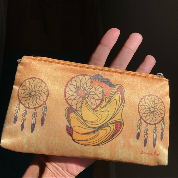 Maxine Noel “Dreamcatcher” Cosmetic Bag - Picture 2 of 12